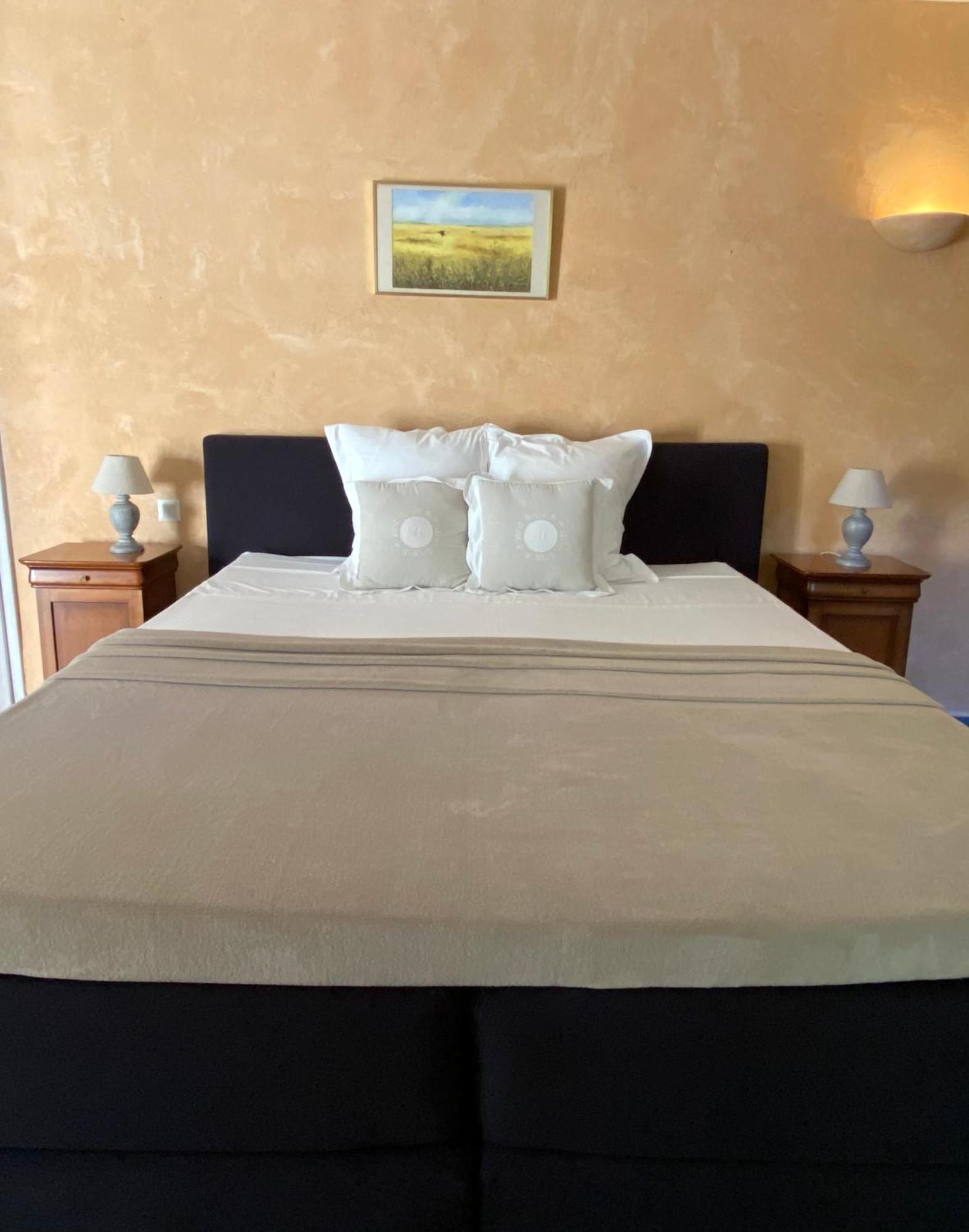 Le Moulin De Montsegur Bed & Breakfast Exterior photo